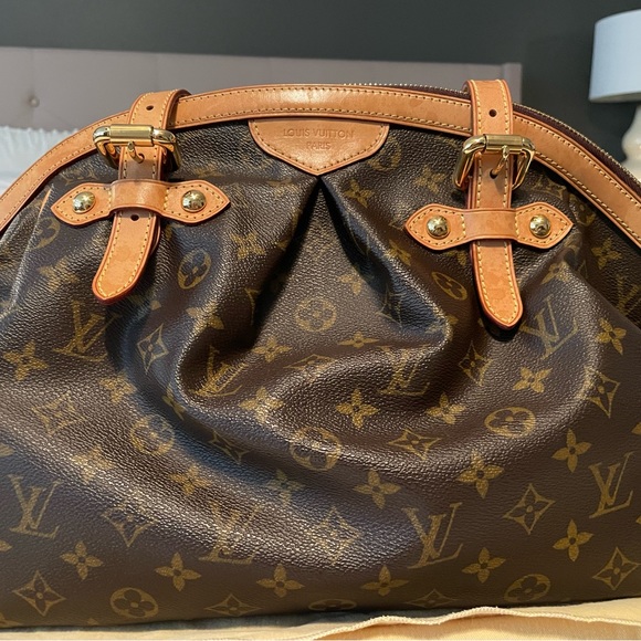 Authentic Louis Vuitton Tivoli GM - Picture 2 of 7